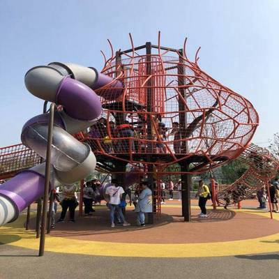 兒童游樂新紀元 超市蹦床、戶外拓展與商場淘氣城堡的整合開發與銷售